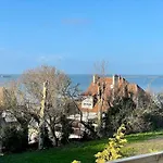 Bellavista By Melrose Appartement